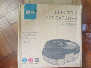 Electric fly catcher