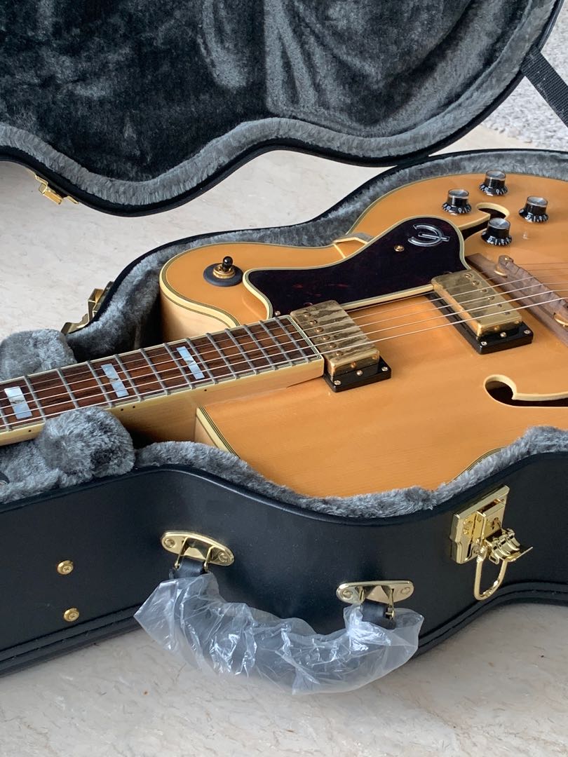 Epiphone Broadway Hollowbody Electric Guitar RW Neck Natural