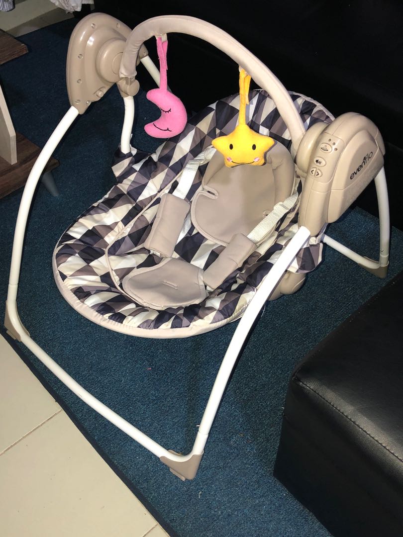 evenflo swing