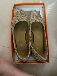 (Kategori: ) berada di . Dikirim oleh adoptmesoon (ID iklan 1043012547, Gambar 1). Deskripsi: .