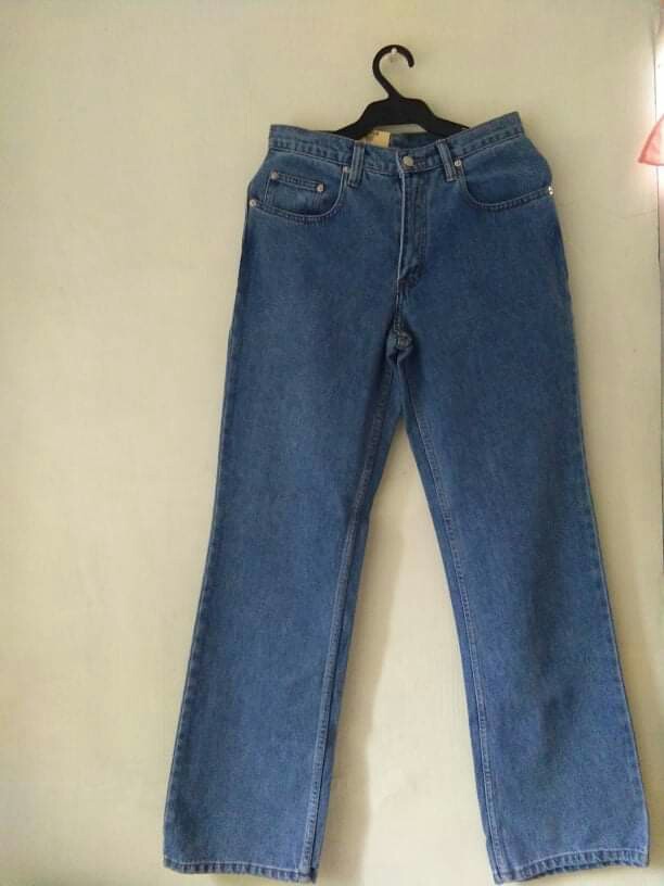 Guess Jeans(Mom Jean Alike), Women's Fashion, Bottoms, Jeans on Carousell