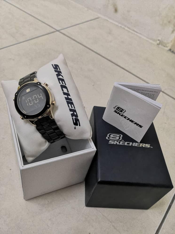 Jam skechers store