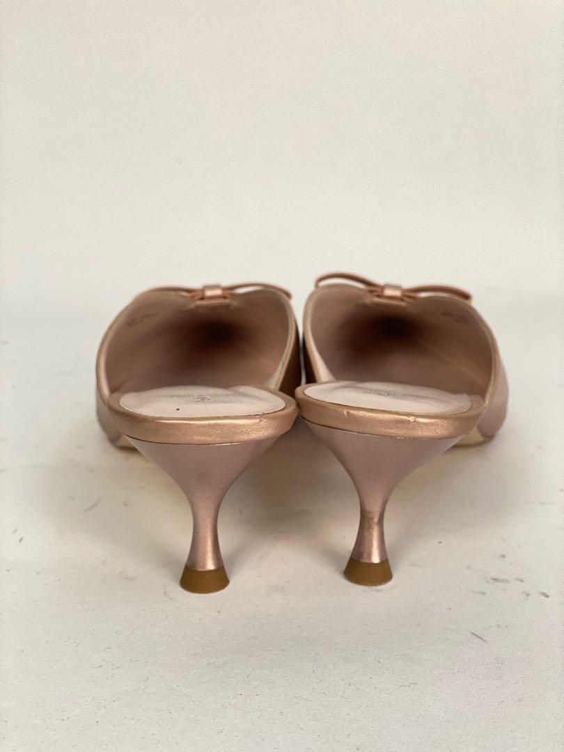 Kitten Heel slip ons from Pedro slightly used Women s Fashion Footwear Heels on Carousell