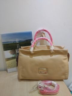（分類：）位於 。 由 cankam 提交（商品編號 1043152968，圖片 1）。簡介： 。