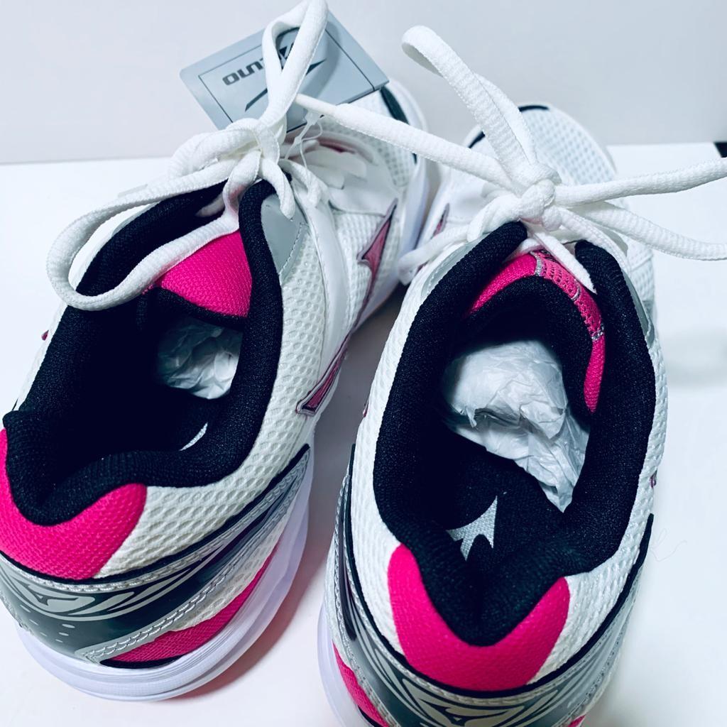 Mizuno badminton shoes japan new arrivals