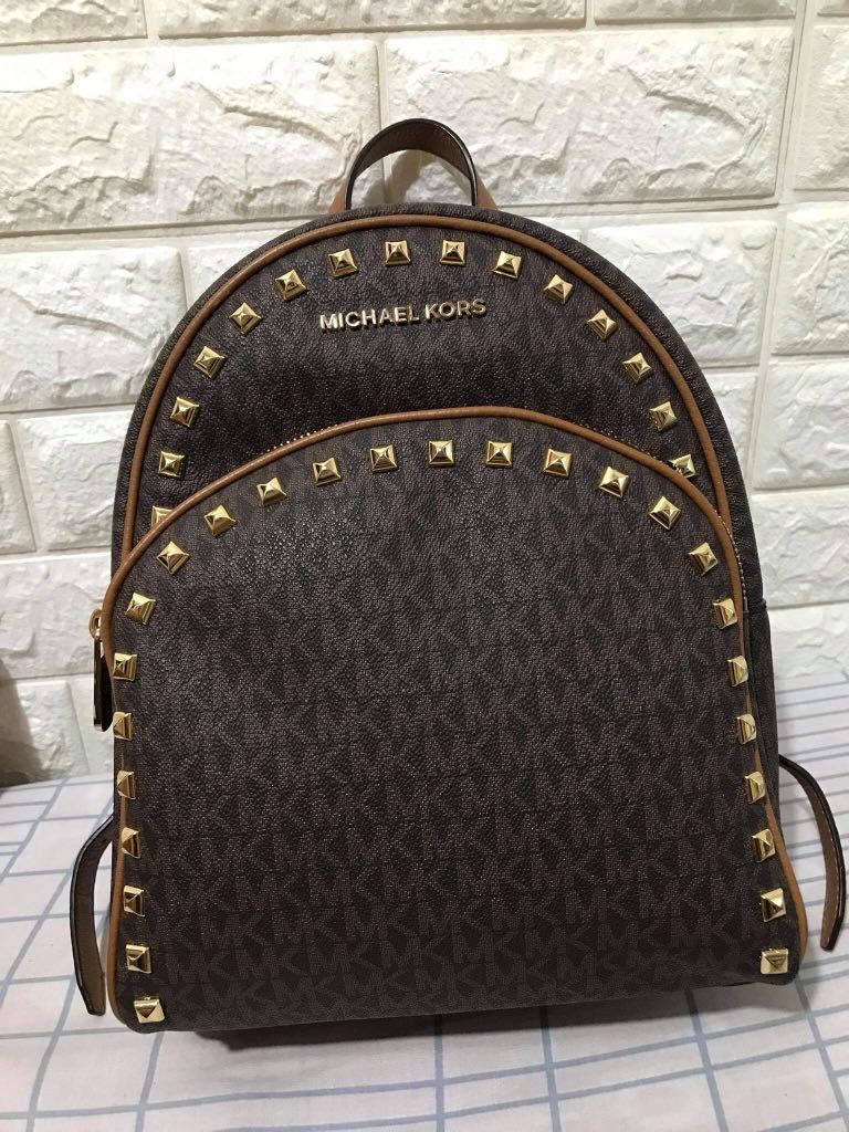 mk backpack medium size