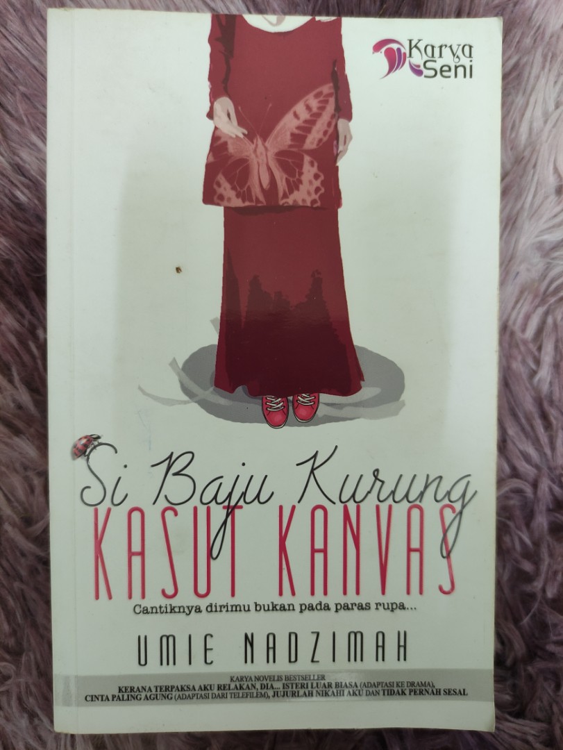 Novel Rm10 Si Baju Kurung Kasut Kanvas Umie Nadzimah Books Stationery Books On Carousell
