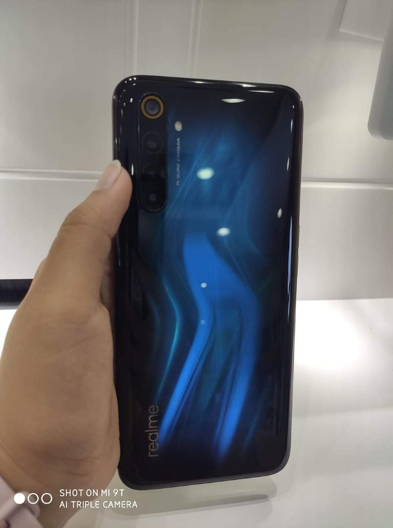 Realme 6pro 8/128 (Category: Android Others) located in Cavite. Submitted by mitchey20 (Listing ID 1042983421, Image 2). Description: no dent makinis pa complete package charger,headset,case need lamg po nang cash.