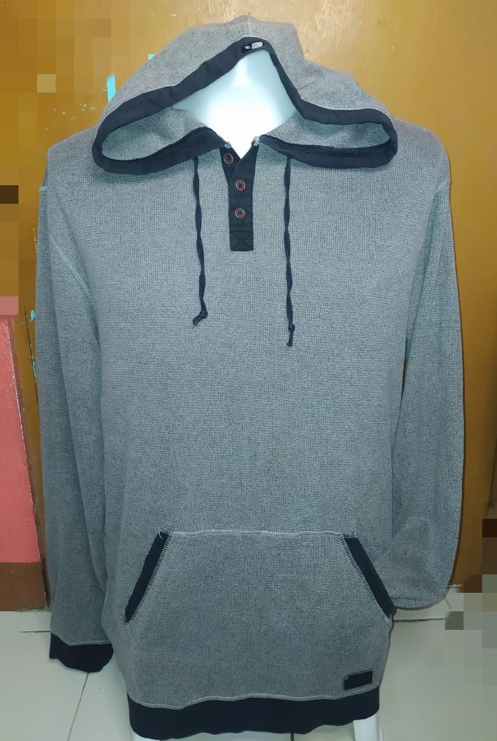 Ripcurl Mens Jacket J19 (Category: Coats, Jackets and Outerwear) located in Calamba. Submitted by teamosulitshop (Listing ID 1043212881, Image 2). Description: like new xl cod 23.5x28.5.