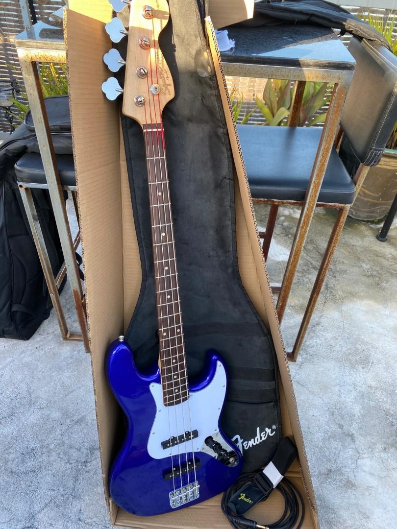 SQUIER J BASS Affinity Series by FENDER (Category: Musical Instruments) located in Dasmarinas. Submitted by rein0407 (Listing ID 1043026044, Image 3). Description: Great condition...with Fender bag, cable and strap..