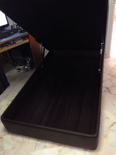 (Category: ) located in . Submitted by qi.wen (Listing ID 1043187090, Image 1). Description: .