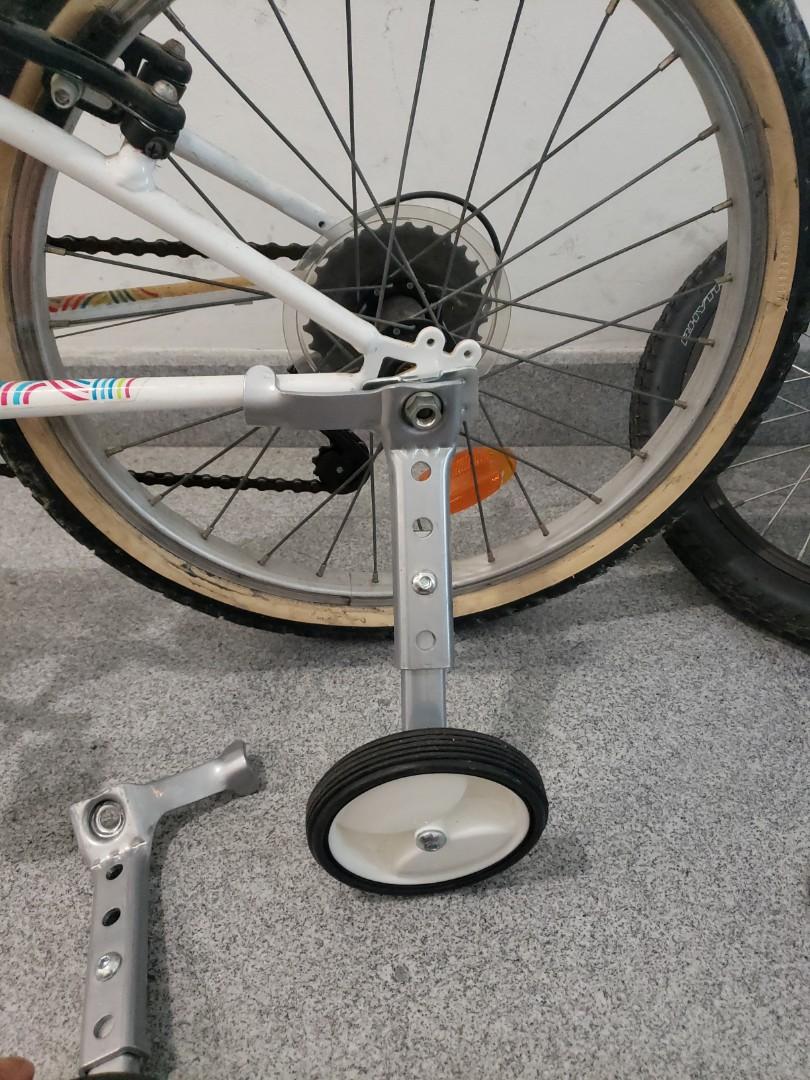 universal training wheels for bikes