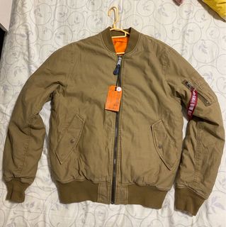 （分類：）位於 。 由 mraliena 提交（商品編號 1039003374，圖片 1）。簡介： 。