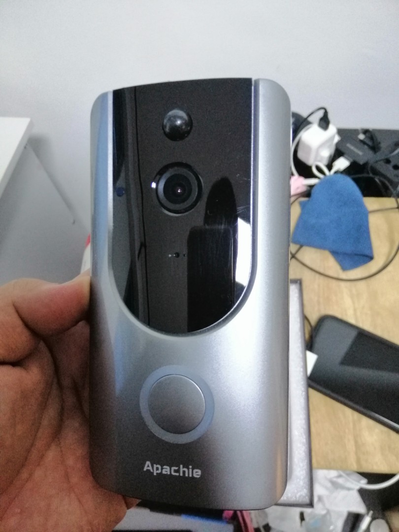 Apachie wireless video doorbell
