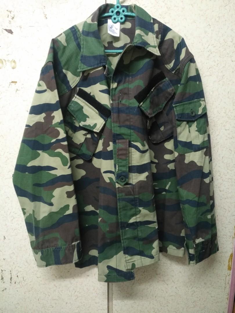 Baju Celoreng Askar Atm Men S Fashion Clothes Tops On Carousell