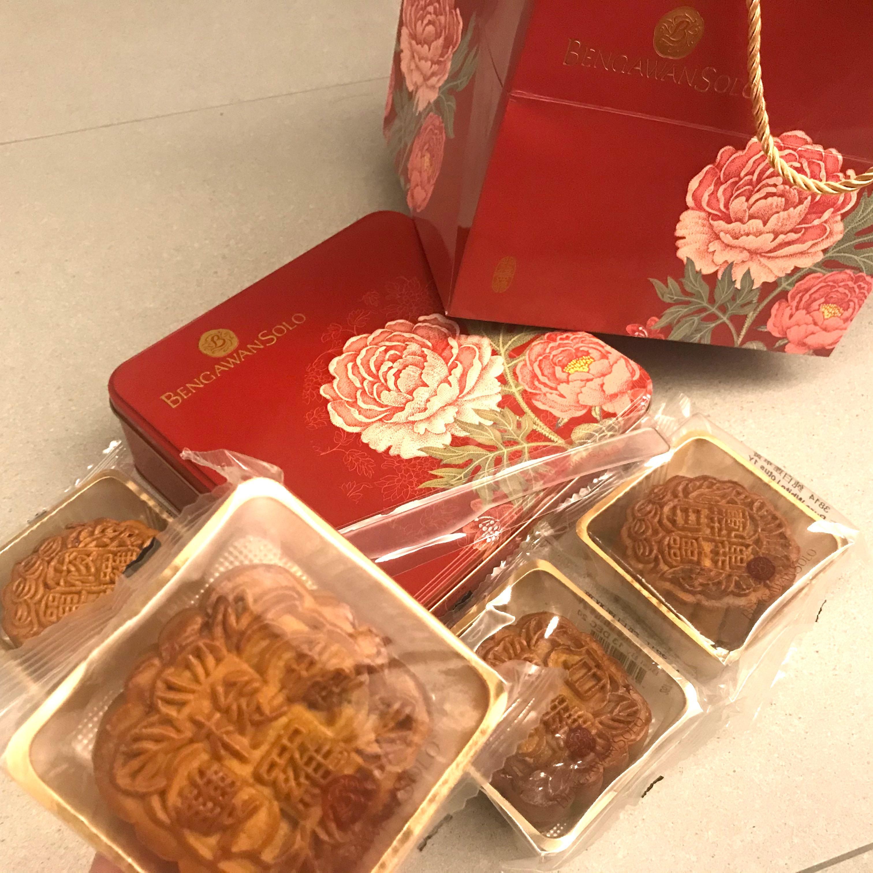 Bengawan solo mooncake full set, Food & Drinks, Local Eats on Carousell