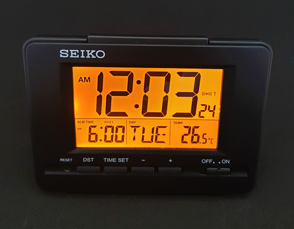 Introducir 83+ imagen seiko atomic alarm clock Thptnganamst.edu.vn