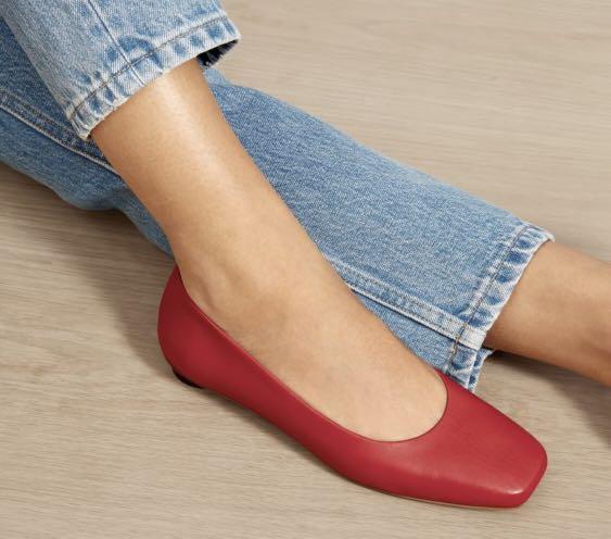 BNIB Everlane US7 The 90s Flat Shoes