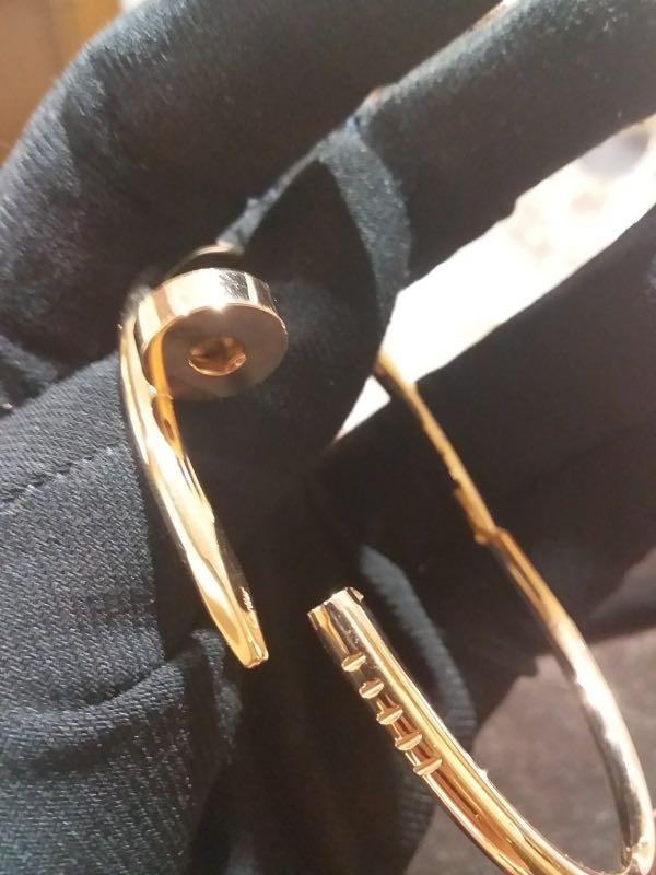 Fake juste clearance un clou bracelet