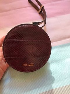 （分類：）位於 。 由 isabe.j 提交（商品編號 1038912158，圖片 1）。簡介： 。