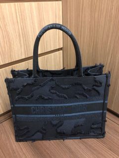 （分類：）位於 。 由 coppercopcop 提交（商品編號 1038984564，圖片 1）。簡介： 。
