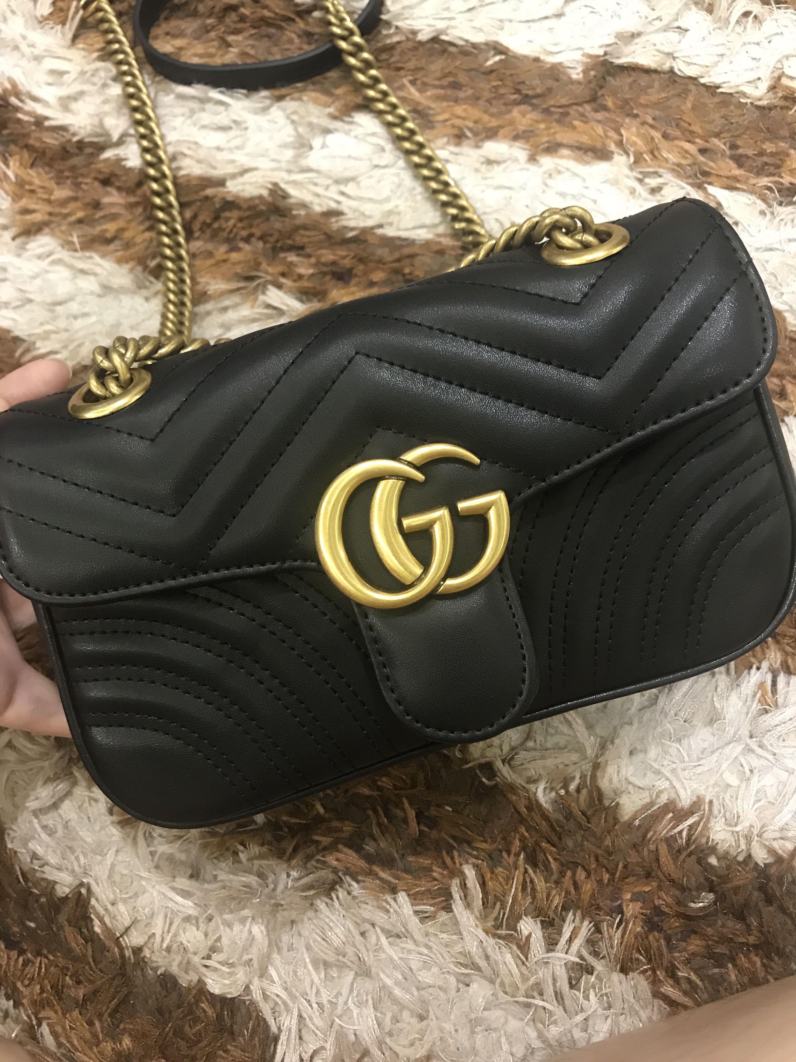 Gucci best sale marmont 23cm