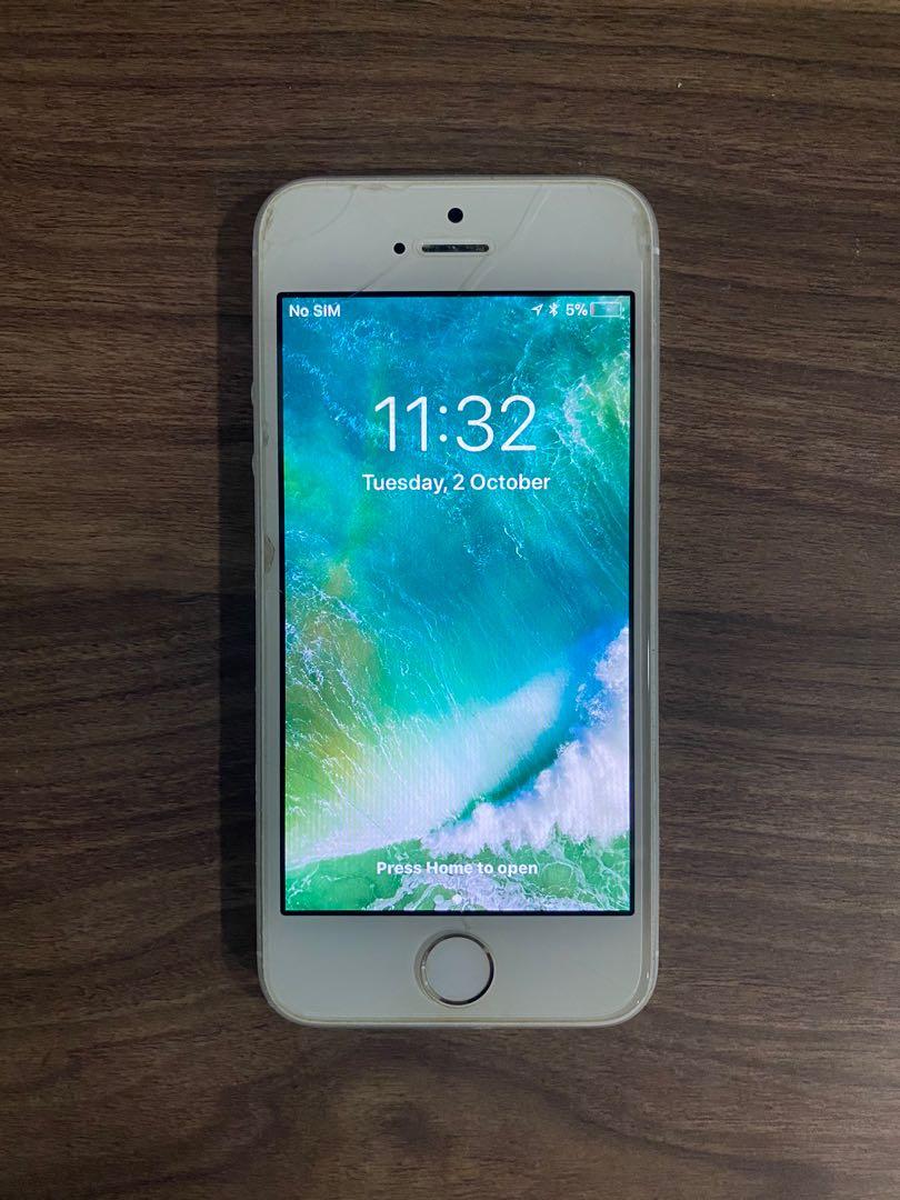 Iphone Se 16 64gb Silver Mobile Phones Gadgets Mobile Phones Iphone Iphone Se Series On Carousell Iphone Se 16 64gb Silver Mobile Phones Gadgets Mobile Phones Iphone Iphone Se Series On Carousell