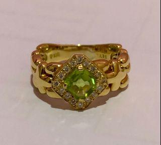 Japan ring with peridot and diamonds