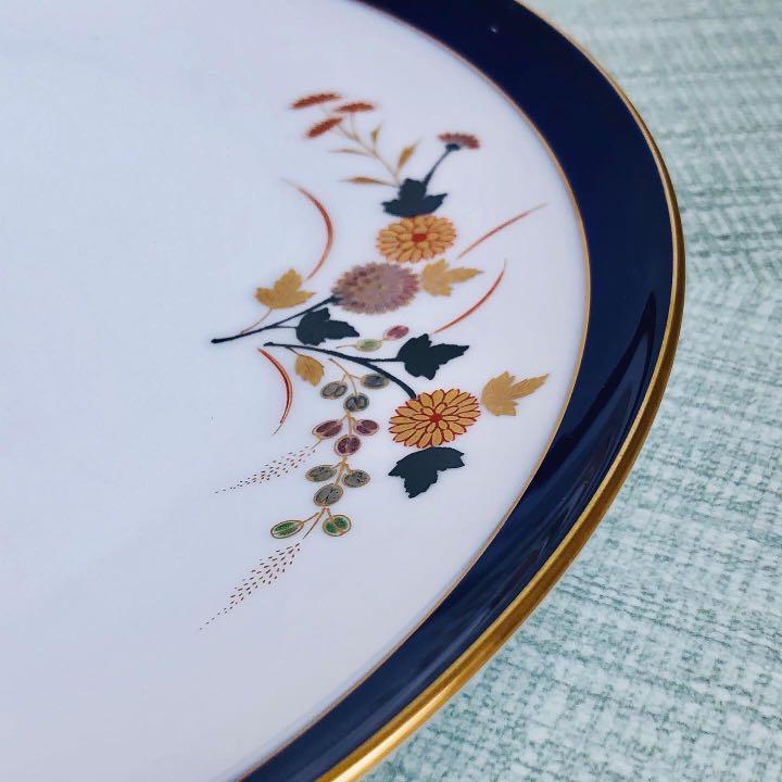 KORANSHA JAPAN (Category: Dinnerware & Cutlery) located in Las Pinas. Submitted by dtpolo_shop (Listing ID 1038873852, Image 3). Description: KORANSHA Japan Service plate Cobalt gold D: 26.5cm 980 only (Code: 1002-5) Unused with box Color may vary due to lighting. Made in Japan #koranshajapan #japanquality #porcelainplate #cobaltgold .