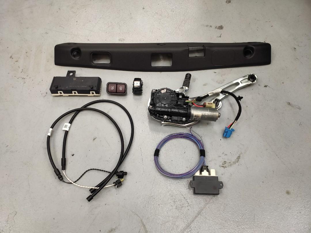 Mercedesbenz Eclass W213 electric Tailgate + kick boot sensor