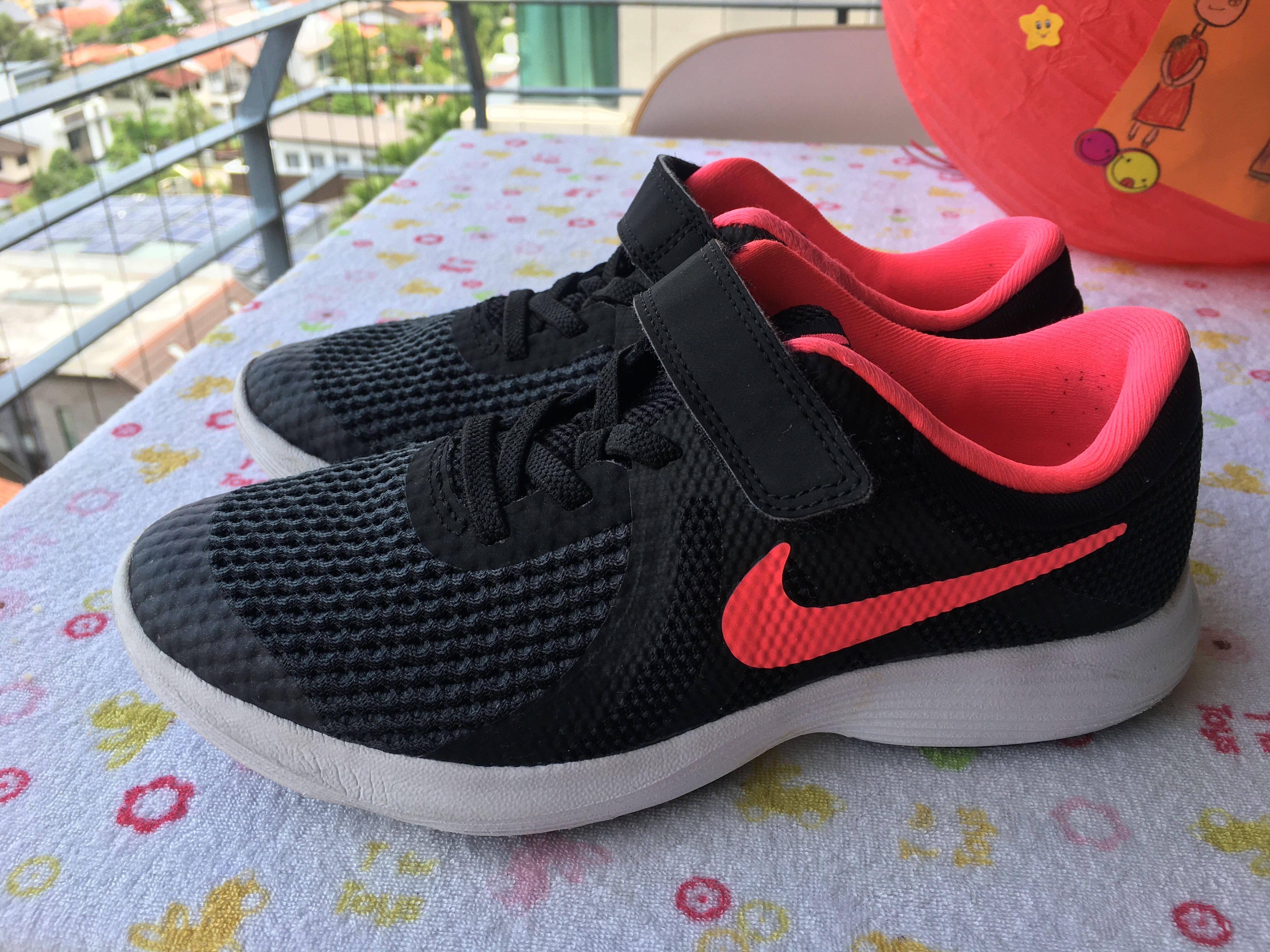 nike shoes for kids size 2