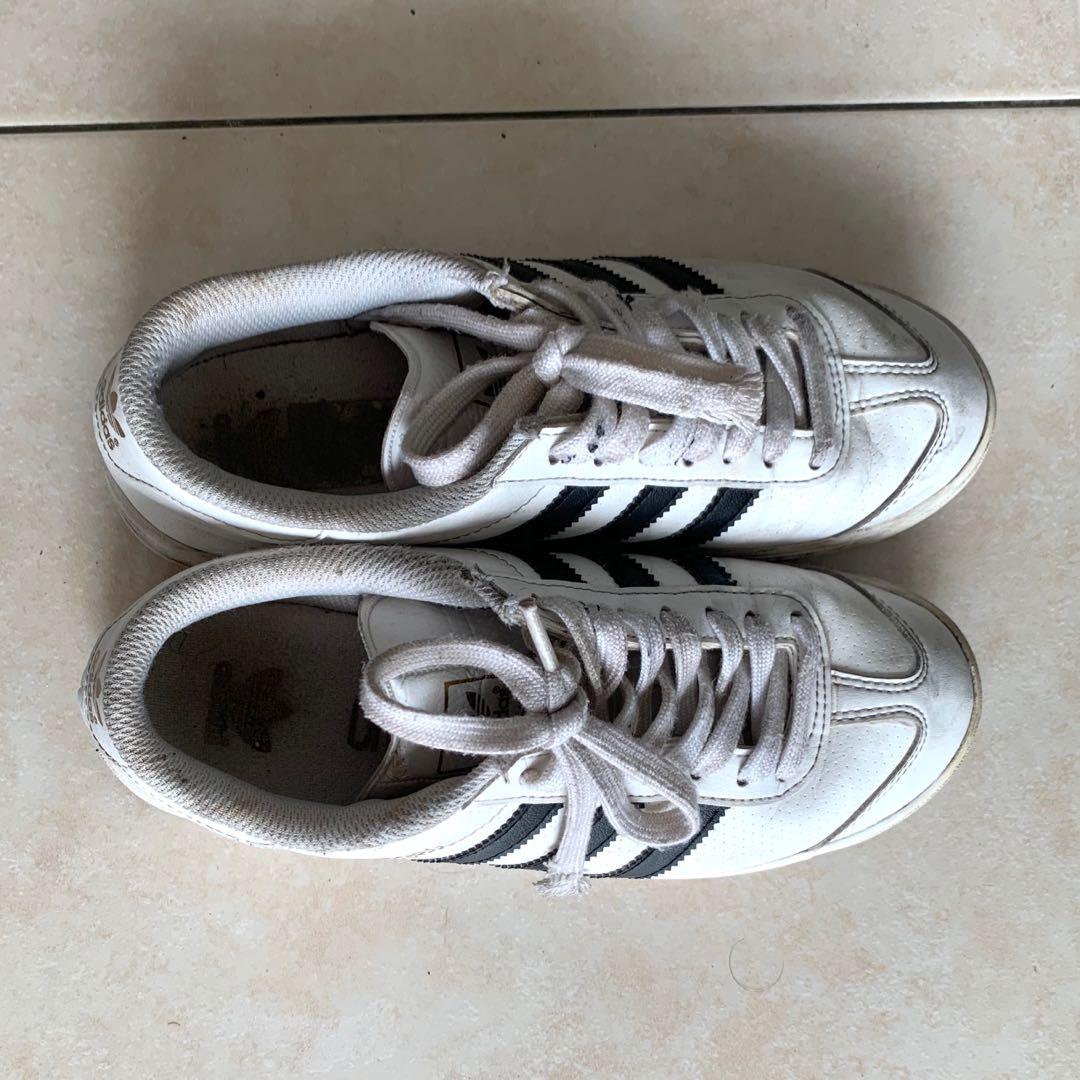 REDUCED ORIGINAL ADIDAS HAMBURG LIMITED EDITION Sneakers Women s