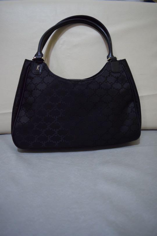 Original Assorted Bags All imported in Japan (Category: Luxury Bags & Wallets) located in Manila. Submitted by qualityjapanitem (Listing ID 1038900580, Image 3). Description: All Preloved Imported in Japan Bags Chat me here or text me tru 09501655274 for Price and More details .