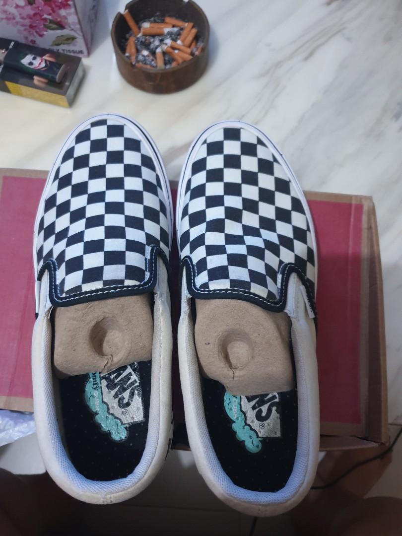 women's checkerboard vans shoes