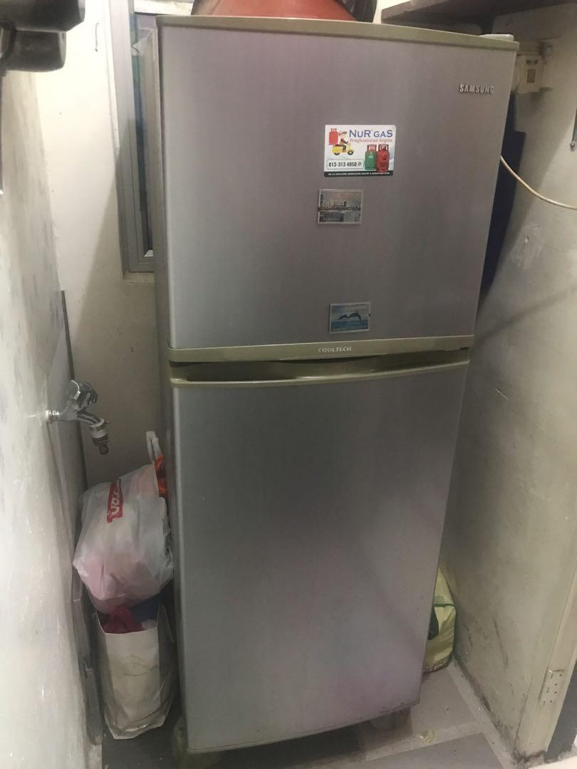 Samsung cooltech refrigerator 2 doors. Fridge 2 pintu peti sejuk, TV