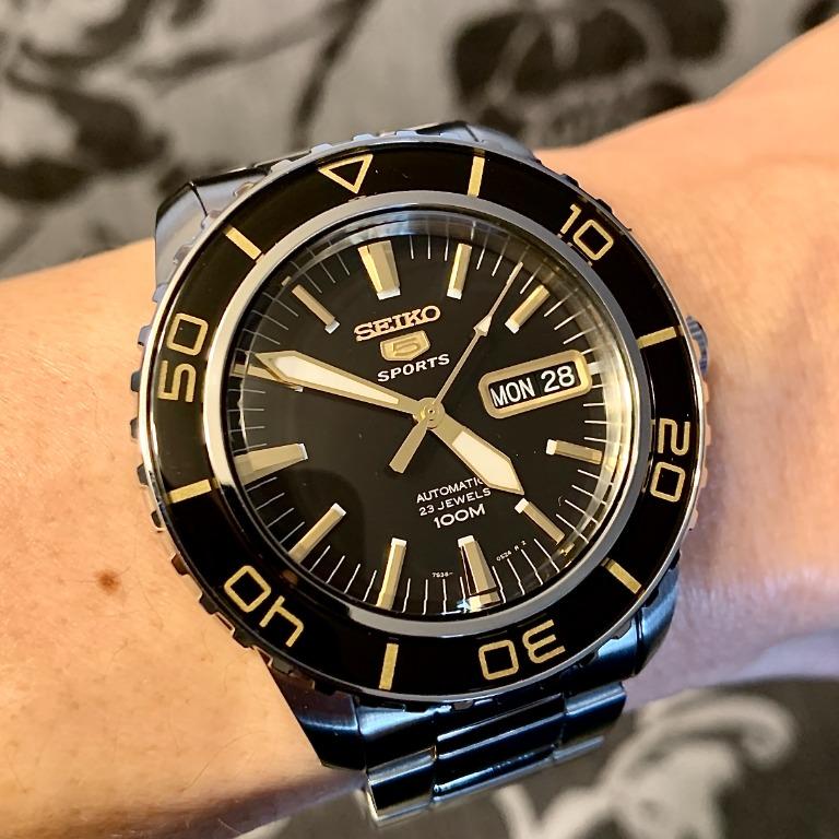 Seiko 5 Sports 'Fifty Five Fathoms' Automatic Black Dial Silver Stainless  Steel Men's Watch SNZH57K1, Mobile Phones  Gadgets, Wearables  Smart  Watches on Carousell