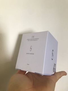 （分類：）位於 。 由 theonlybee 提交（商品編號 1038903694，圖片 1）。簡介： 。