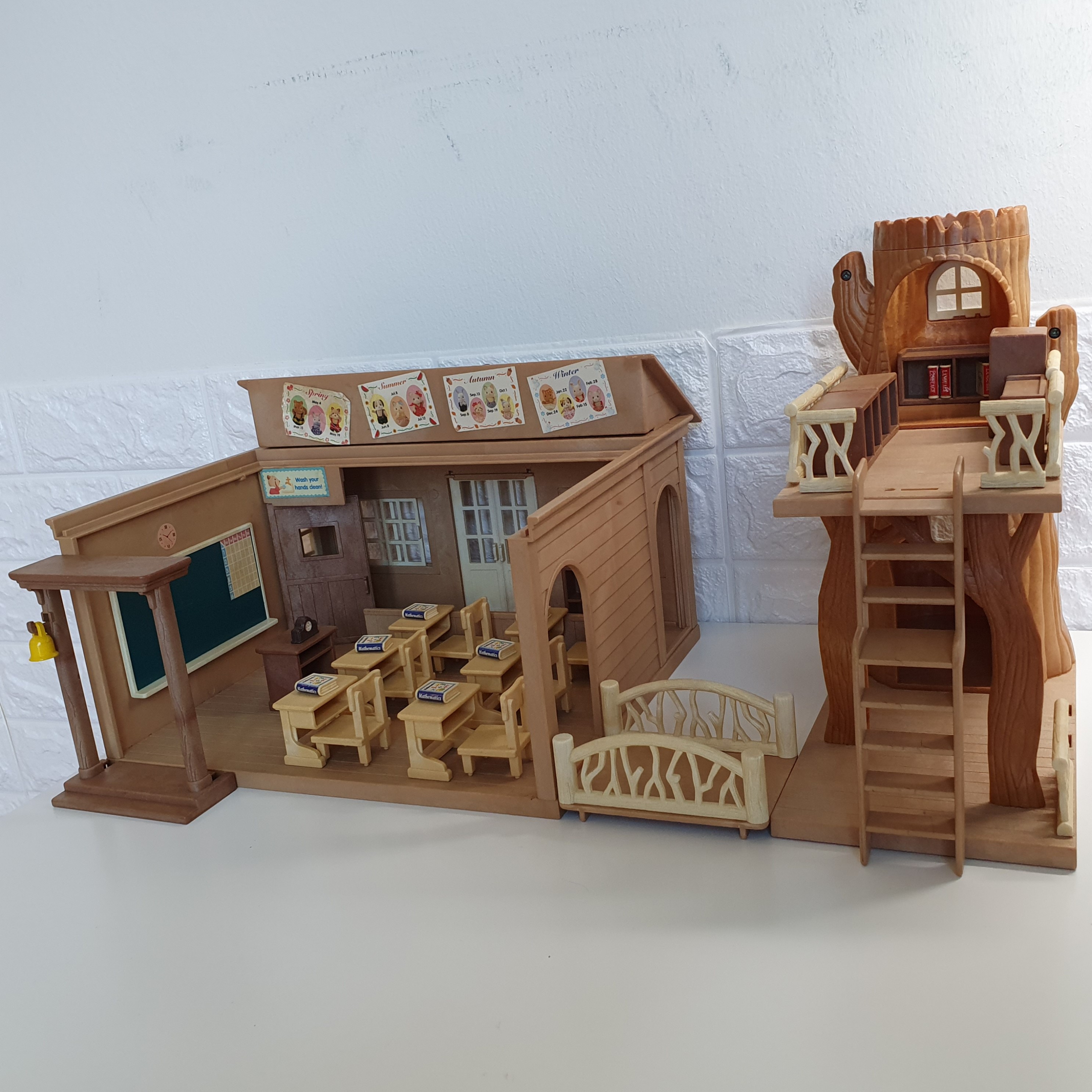 St. Francis School House Library Japan Version Sylvanian