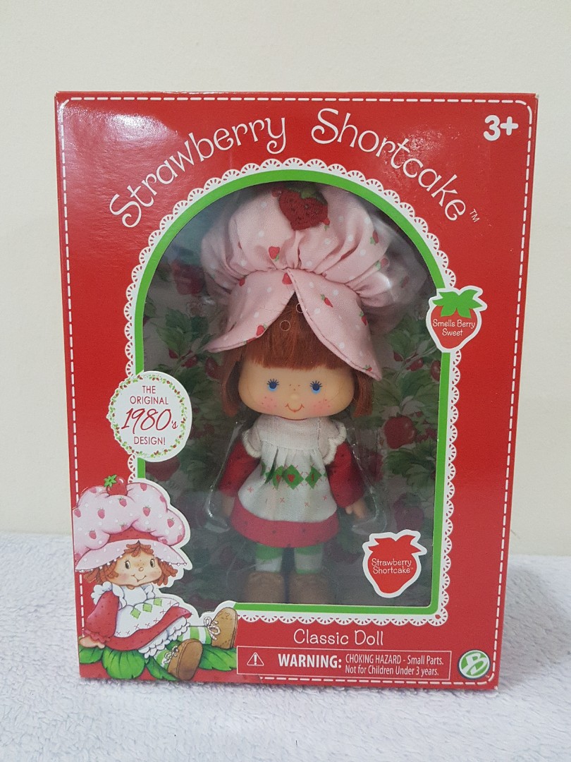 strawberry shortcake classic doll
