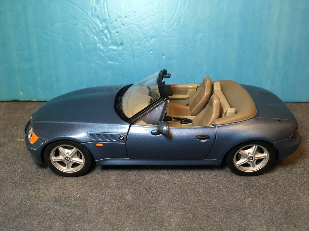 Ut Models 1 18 Bmw Z3 Roadster 007goldeneye 玩具 遊戲類 玩具 Carousell Ut Models 1 18 Bmw Z3 Roadster 007goldeneye 玩具 遊戲類 玩具 Carousell