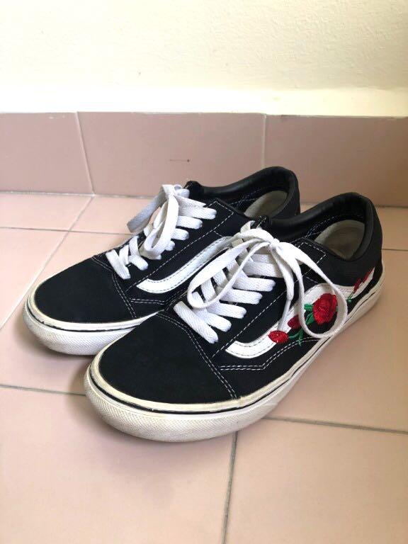vans old skool roses