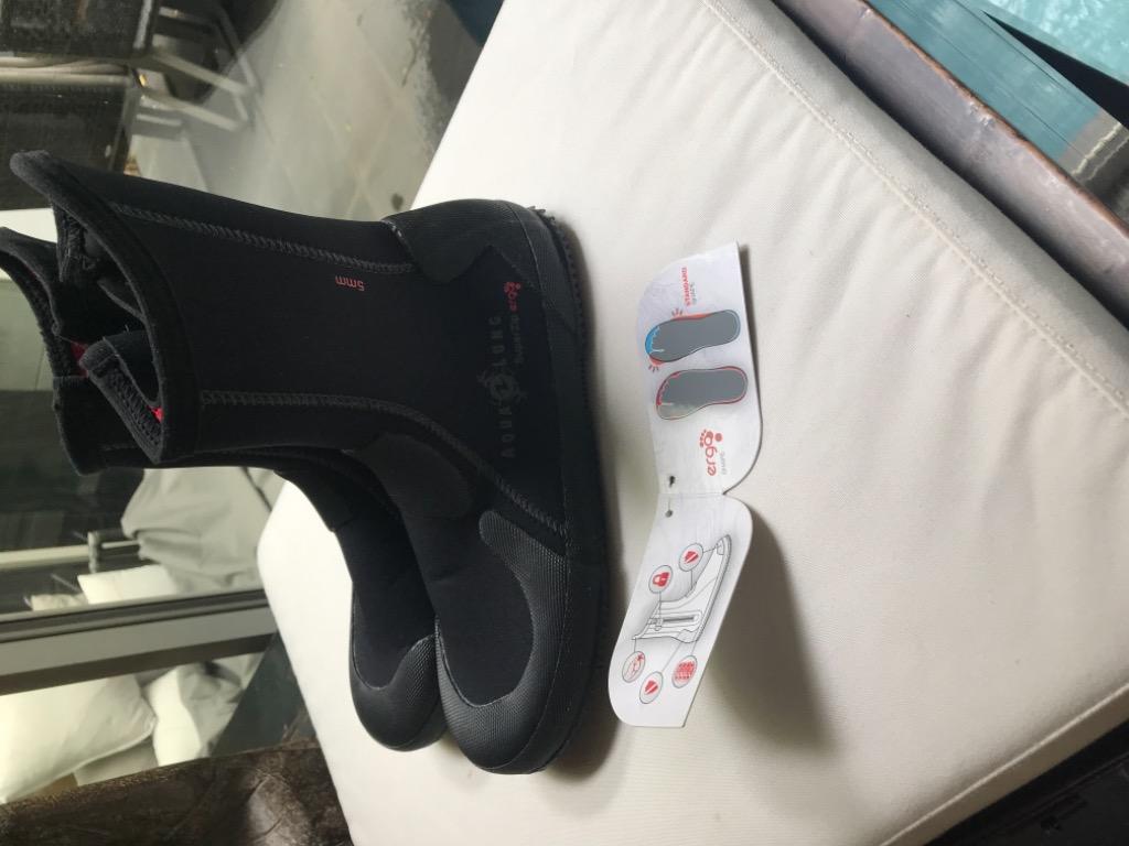 Aqualung Diving Boots Size 42 Sports Sports Apparel On Carousell