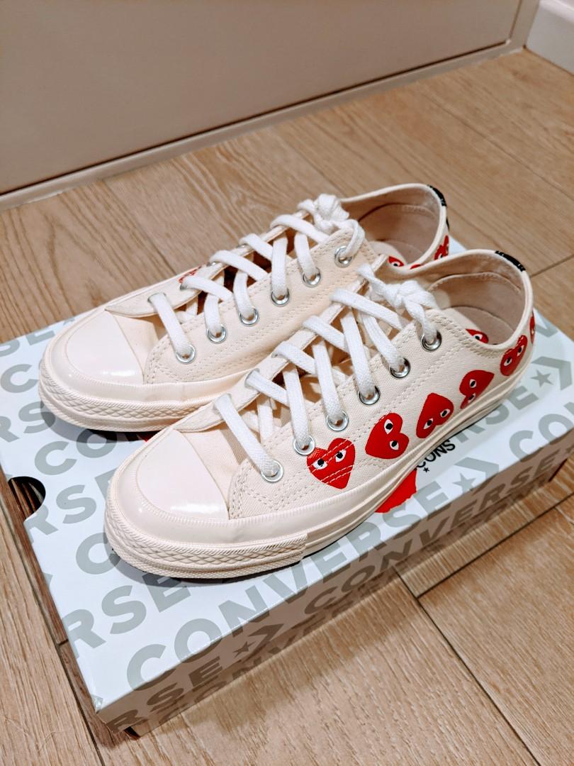cdg converse on foot