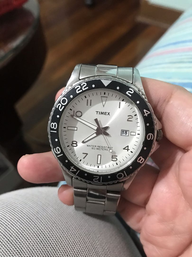 Authentic Timex Mens Watch 50 Meters Water Resistant
