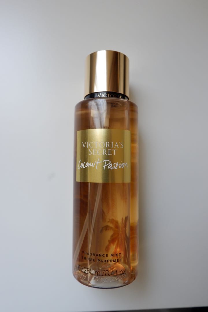 Body Mist Vs Victoria Secret Coconut Passion Original Kesehatan Kecantikan Parfum Kuku Lainnya Di Carousell
