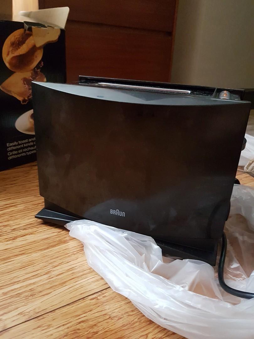 Braun Multiquick 3 toaster ht450 black (Category: Juicers, Blenders & Grinders) located in Mandaluyong City. Submitted by hautemess (Listing ID 1043436119, Image 2). Description: ht450 black color received as a gift for our housewarming party never used retails for Php4,895 (you can do your research) perfect BRAND NEW CONDITION no damages whatsover complete with box, plastic packaging, manual not sure if warranty has lapsed Please know what you a