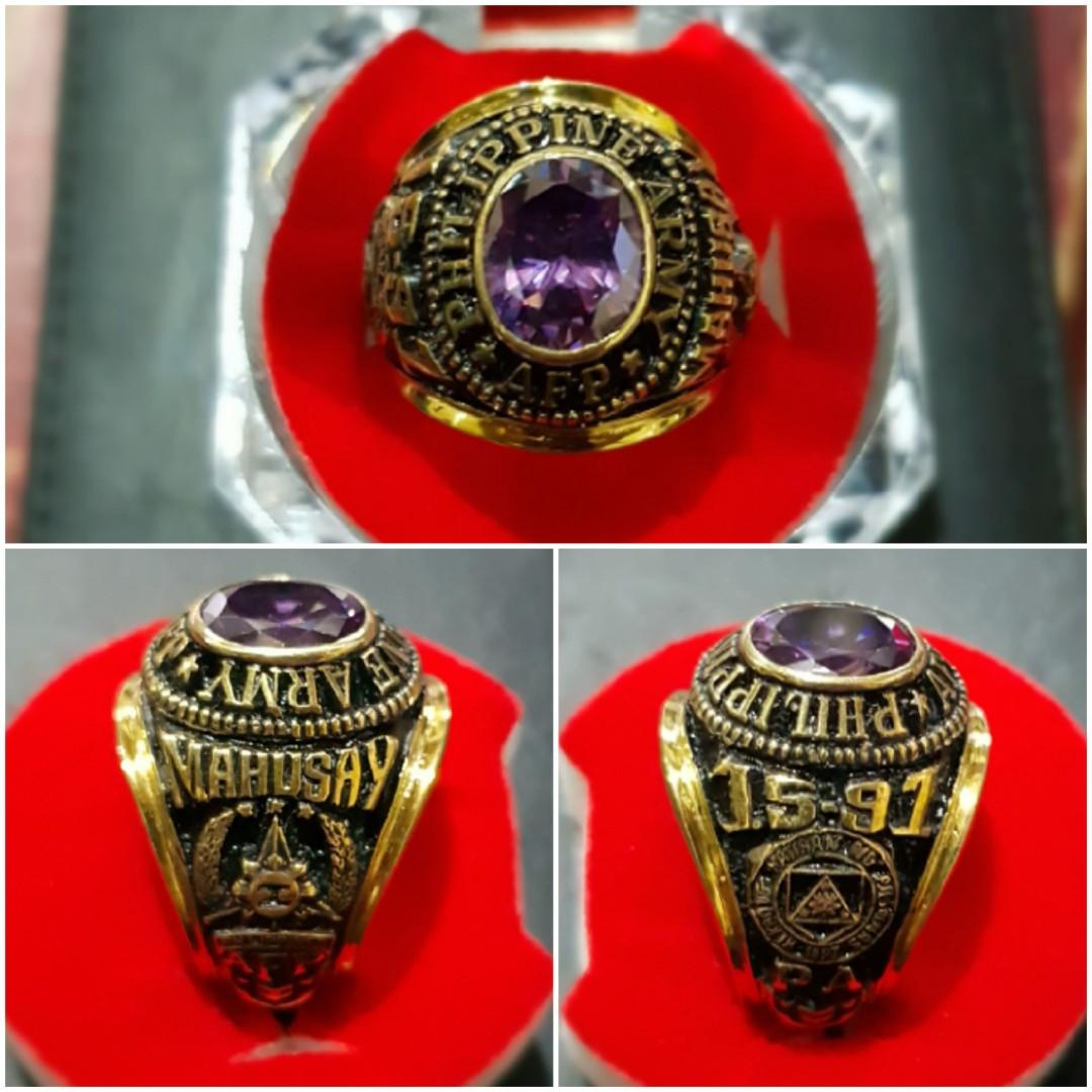 COLLEGE RING/CLASS RING AND BULLRING, Women's Fashion, Jewelry