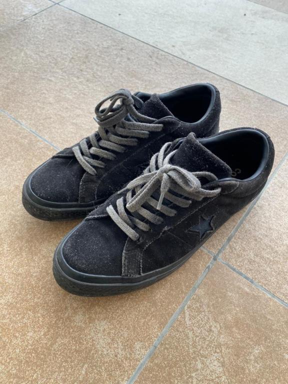 Blackout converse top