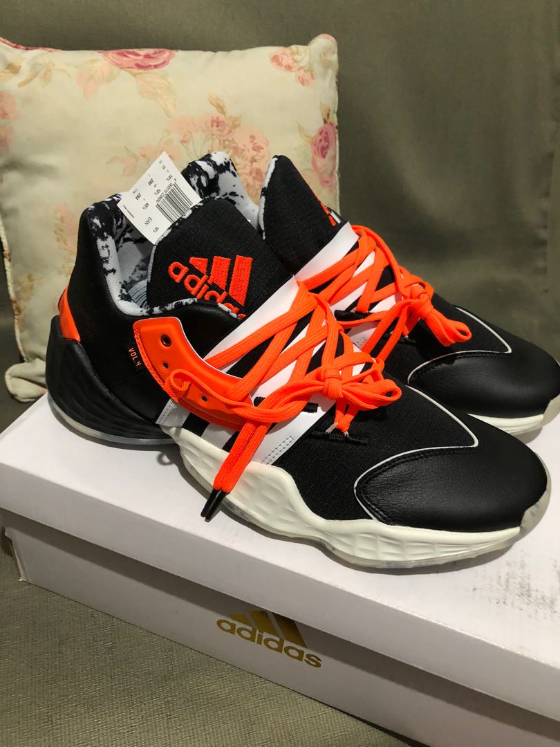 daniel patrick harden vol 4