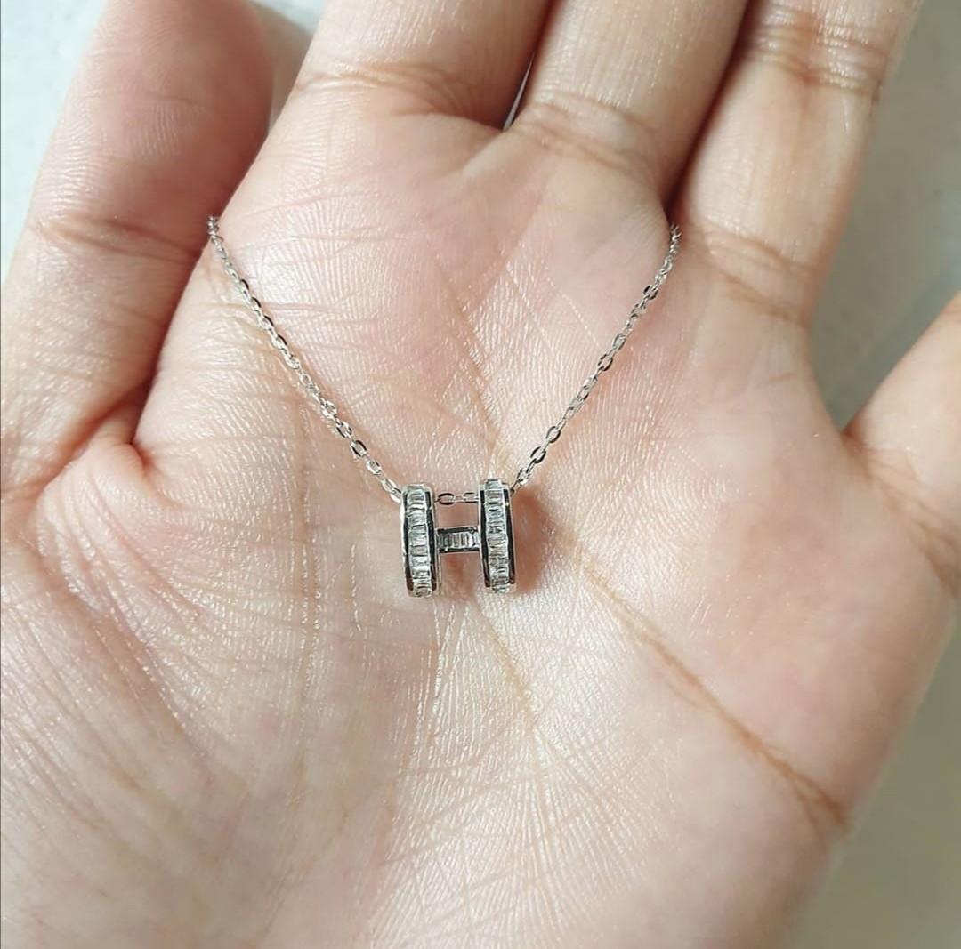Hermes diamond necklace shop